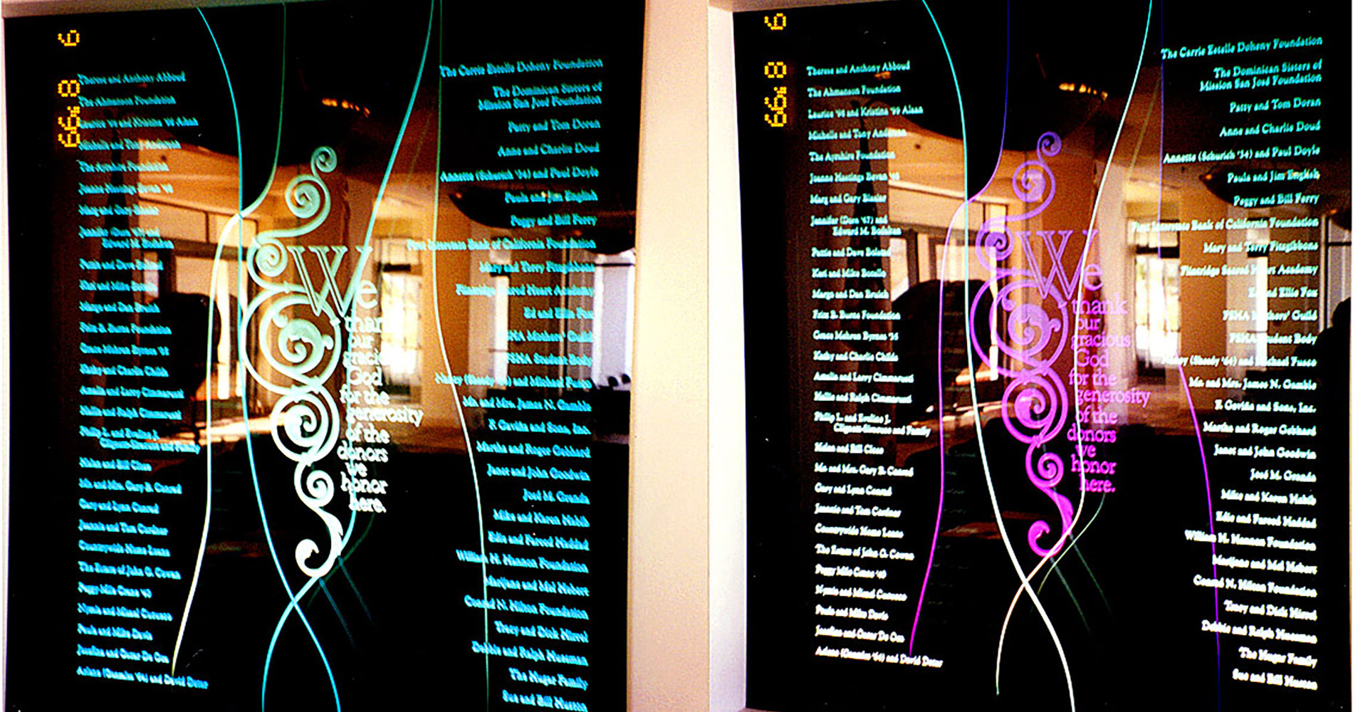 Edge-lit donor panel display